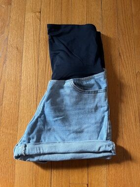 Isabel Light Wash Maternity Jeans with Navy Stretch Panel